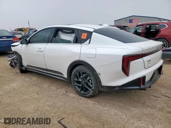 ✅ 2025 Kia K4 GT-Line Turbo • VIN: 3KPFW4DC9SE162482 • Lot: 81928815. Listed on Copart with 6,825 mi. Free auction sales archive from the USA and detailed vehicle history report at DreamBid. Image 2.