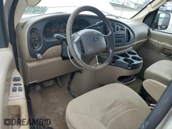 ✅ 2006 Ford Econoline Passenger XL • VIN: 1FBNE31L16HB32734 • Lot: 61421825. Listed on Copart with 204,661 mi. Free auction sales archive from the USA and detailed vehicle history report at DreamBid. Image 8.