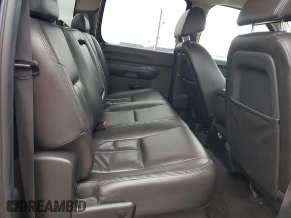 ✅ 2010 Chevrolet Silverado 1500 1HY • VIN: 3GCXKUEJ0AG131282 • Lot: 49652055. Listed on Copart with 209,901 mi. Free auction sales archive from the USA and detailed vehicle history report at DreamBid. Image 10.