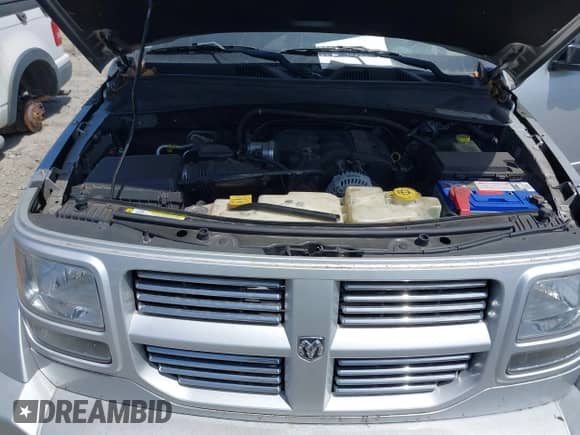 2008 Dodge Nitro R/T с VIN 1D8GT58688W187705, выставлен на аукционе IAAI как лот 42088537 с пробегом 132 538 миль миль и . История ставок и продаж доступна на DreamBid. Изображение 10.