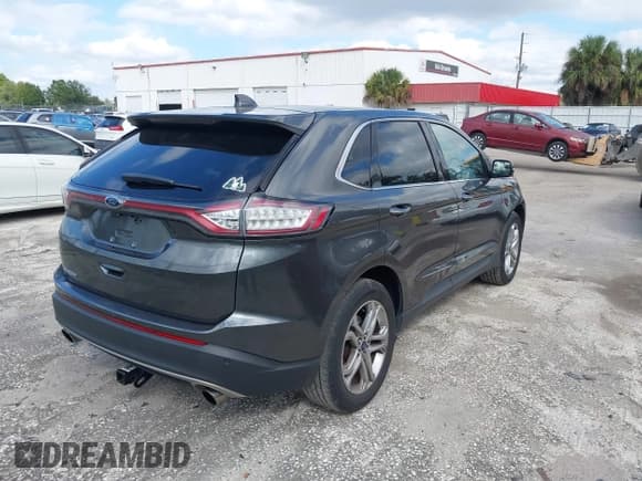 ✅ 2018 Ford Edge Titanium • VIN: 2FMPK3K94JBB06274 • Lot: 43493900. Wystawiony na IAAI z przebiegiem 117 198 mil. Bezpłatny archiwum sprzedaży aukcyjnych z USA i szczegółowy raport historii pojazdu na DreamBid. Zdjęcie 4.