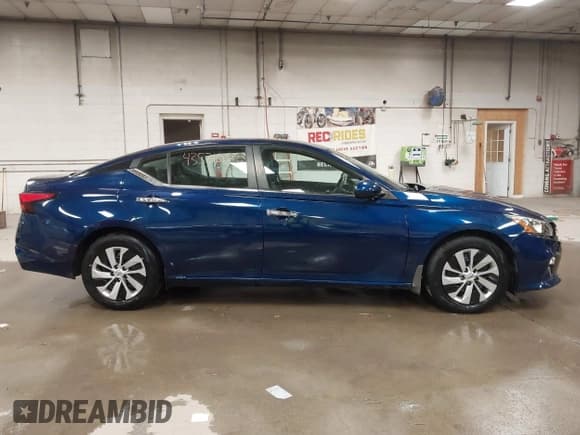 ✅ 2022 Nissan Altima S • VIN: 1N4BL4BV2NN362377 • Lot: 43521612. Wystawiony na IAAI z przebiegiem 31 204 mil. Bezpłatny archiwum sprzedaży aukcyjnych z USA i szczegółowy raport historii pojazdu na DreamBid. Zdjęcie 13.