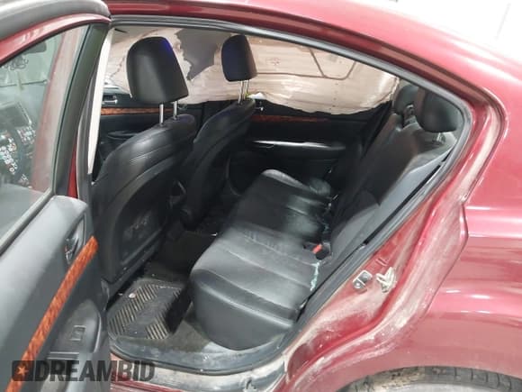 ✅ 2011 Subaru Legacy Limited Power Moon • VIN: 4S3BMCK65B3248505 • Lot: 43692495. Listed on IAAI with 86,661 mi. Free auction sales archive from the USA and detailed vehicle history report at DreamBid. Image 8.