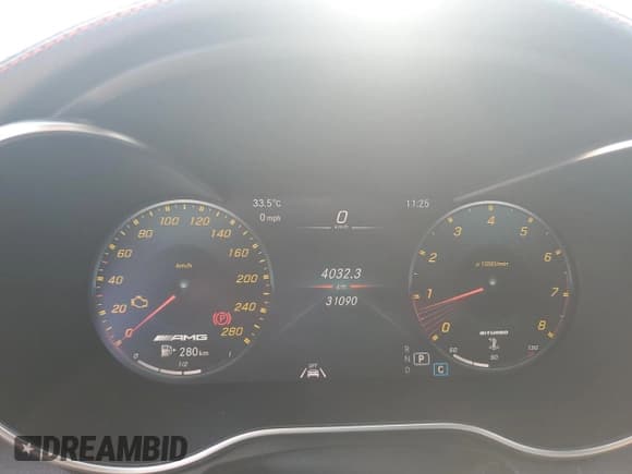 ✅ 2022 Mercedes-Benz C 43 AMG • VIN: W1KWJ6EBXNG107890 • Lot: 66612355. Wystawiony na Copart z przebiegiem 31 090 mil. Bezpłatny archiwum sprzedaży aukcyjnych z USA i szczegółowy raport historii pojazdu na DreamBid. Zdjęcie 9.