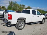 ✅ 2013 Chevrolet Silverado 2500HD Work Truck • VIN: 1GC1CVCG7DF231093 • Лот: 84637665. Опубликован ранее на Copart с пробегом 165 571 миль. Бесплатный доступ к архиву аукционных продаж из США и подробный отчёт об истории автомобиля на DreamBid. Изображение 3.