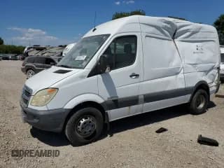 ✅ 2008 Dodge Sprinter • VIN: WD0PF045985274774 • Lot: 60526725. Listed on Copart with 152,206 mi. Free auction sales archive from the USA and detailed vehicle history report at DreamBid. Image 1.