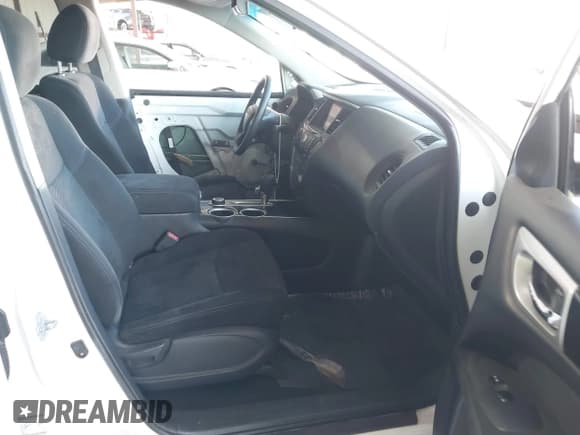 ✅ 2016 Nissan Pathfinder S • VIN: 5N1AR2MMXGC641602 • Lot: 42174567. Wystawiony na IAAI z przebiegiem 132 840 mil. Bezpłatny archiwum sprzedaży aukcyjnych z USA i szczegółowy raport historii pojazdu na DreamBid. Zdjęcie 5.