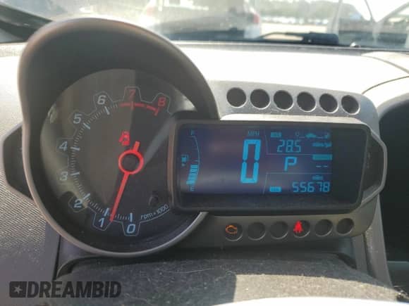 2016 Chevrolet Sonic LT с VIN 1G1JC5SB0G4182317, выставлен на аукционе Copart как лот 67920034 с пробегом 55 678 миль миль и Списание • Salvage title. История ставок и продаж доступна на DreamBid. Изображение 9.