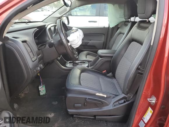 ✅ 2015 Chevrolet Colorado 4WD Z71 • VIN: 1GCGTCE38F1129942 • Лот: 72464803. Опубликован ранее на Copart с пробегом 142 334 миль. Бесплатный доступ к архиву аукционных продаж из США и подробный отчёт об истории автомобиля на DreamBid. Изображение 7.