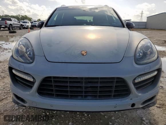✅ 2014 Porsche Cayenne GTS • VIN: WP1AD2A2XELA77287 • Lot: 69069815. Listed on Copart with 125,138 mi. Free auction sales archive from the USA and detailed vehicle history report at DreamBid. Image 5.