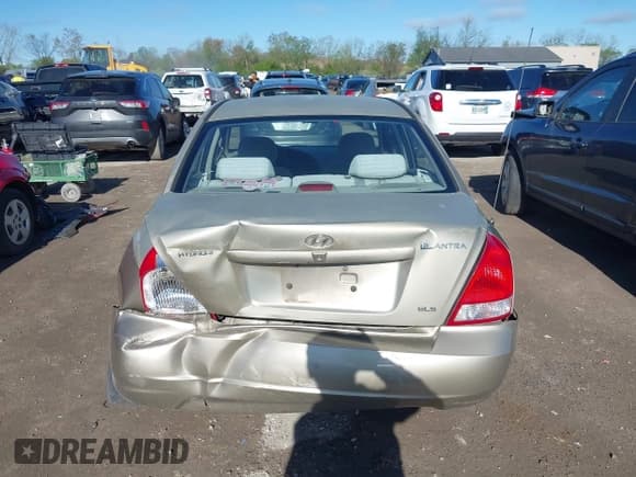 ✅ 2003 Hyundai Elantra GLS • VIN: KMHDN45D93U495703 • Lot: 42137927. Wystawiony na IAAI z przebiegiem 93 287 mil. Bezpłatny archiwum sprzedaży aukcyjnych z USA i szczegółowy raport historii pojazdu na DreamBid. Zdjęcie 16.
