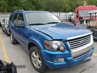 ✅ 2010 Ford Explorer XLT • VIN: 1FMEU7D8XAUA09684 • Lot: 42254360. Wystawiony na IAAI z przebiegiem 106 736 mil. Bezpłatny archiwum sprzedaży aukcyjnych z USA i szczegółowy raport historii pojazdu na DreamBid. Zdjęcie 1.