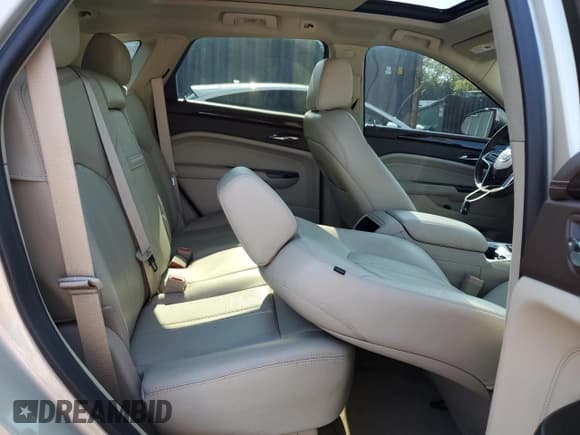 ✅ 2015 Cadillac SRX Luxury Collection • VIN: 3GYFNEE33FS578388 • Lot: 64603935. Listed on Copart with 108,750 mi. Free auction sales archive from the USA and detailed vehicle history report at DreamBid. Image 11.