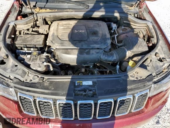 ✅ 2019 Jeep Grand Cherokee Limited • VIN: 1C4RJEBG4KC598235 • Lot: 92089355. Wystawiony na Copart z przebiegiem 106 144 mil. Bezpłatny archiwum sprzedaży aukcyjnych z USA i szczegółowy raport historii pojazdu na DreamBid. Zdjęcie 12.