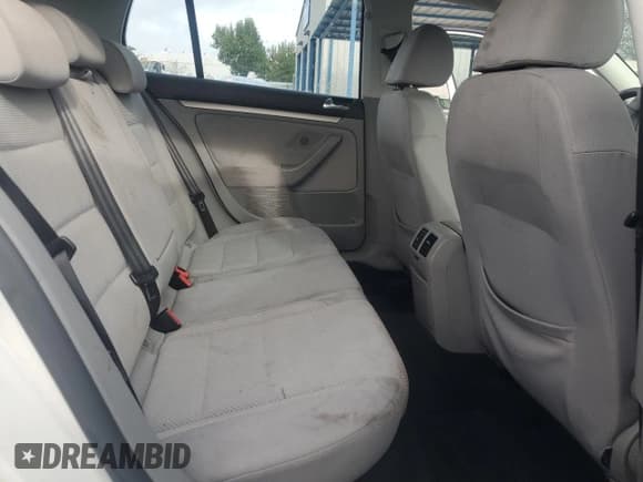 ✅ 2008 Volkswagen Rabbit S • VIN: WVWDB71KX8W281673 • Lot: 93784365. Listed on Copart with 119,333 mi. Free auction sales archive from the USA and detailed vehicle history report at DreamBid. Image 10.