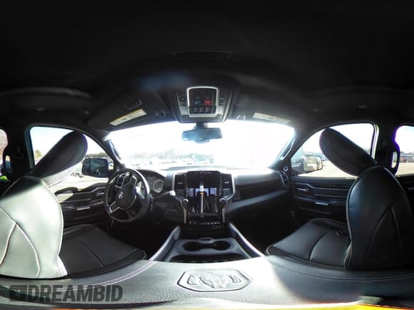 ✅ 2019 Ram 2500 Laramie • VIN: 3C6UR5NL3KG600668 • Lot: 43692450. Listed on IAAI with 33,211 mi. Free auction sales archive from the USA and detailed vehicle history report at DreamBid. Image 20.