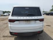 ✅ 2022 Jeep Wagoneer Series I • VIN: 1C4SJUATXNS207237 • Lot: 71671965. Listed on Copart with 94,886 mi. Free auction sales archive from the USA and detailed vehicle history report at DreamBid. Image 6.