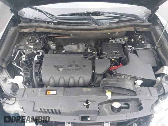 2019 Mitsubishi Outlander ES with VIN JA4AD2A32KJ002076, listed as a IAAI auction lot 43311328 with 85,257 mi miles and . Bid and sale history available at DreamBid. Image 10.