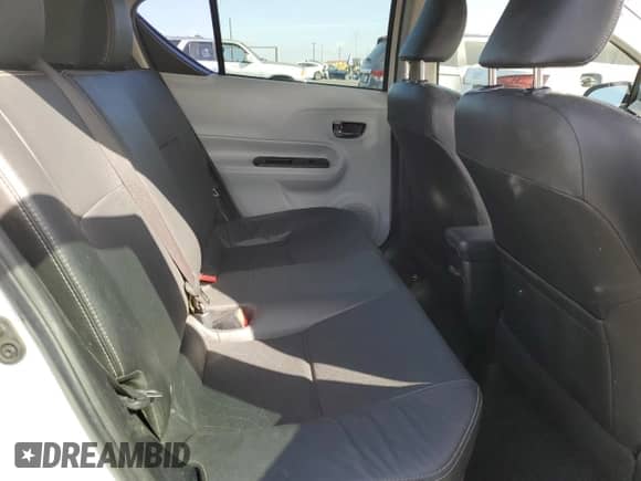2012 Toyota Prius Two с VIN JTDKDTB39C1007307, выставлен на аукционе Copart как лот 84910615 с пробегом 235 656 миль миль и Списание • Salvage title. История ставок и продаж доступна на DreamBid. Изображение 10.