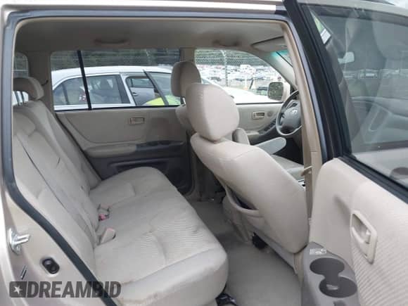 2004 Toyota Highlander с VIN JTEGD21AX40076784, выставлен на аукционе IAAI как лот 43443575 с пробегом 158 028 миль миль и . История ставок и продаж доступна на DreamBid. Изображение 8.