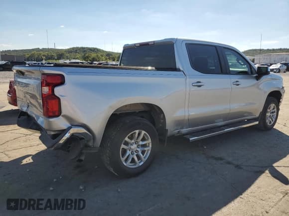 ✅ 2019 Chevrolet Silverado 1500 LT • VIN: 3GCPWCED5KG124029 • Lot: 73432734. Wystawiony na Copart z przebiegiem 71 132 mil. Bezpłatny archiwum sprzedaży aukcyjnych z USA i szczegółowy raport historii pojazdu na DreamBid. Zdjęcie 3.