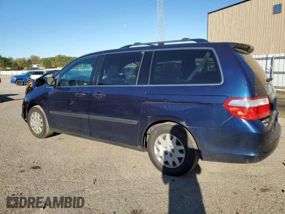 ✅ 2007 Honda Odyssey LX • VIN: 5FNRL38217B115353 • Лот: 82271925. Опубликован ранее на Copart с пробегом 215 018 миль. Бесплатный доступ к архиву аукционных продаж из США и подробный отчёт об истории автомобиля на DreamBid. Изображение 2.