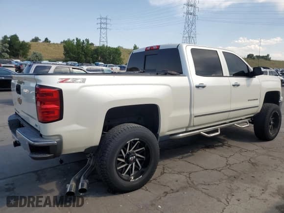 ✅ 2014 Chevrolet Silverado 1500 LTZ • VIN: 3GCUKSECXEG120742 • Лот: 60897264. Опубликован ранее на Copart с пробегом 125 046 миль. Бесплатный доступ к архиву аукционных продаж из США и подробный отчёт об истории автомобиля на DreamBid. Изображение 3.