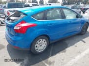 ✅ 2013 Ford Focus Electric • VIN: 1FADP3R44DL222541 • Lot: 42157870. Wystawiony na IAAI z przebiegiem 59 880 mil. Bezpłatny archiwum sprzedaży aukcyjnych z USA i szczegółowy raport historii pojazdu na DreamBid. Zdjęcie 4.