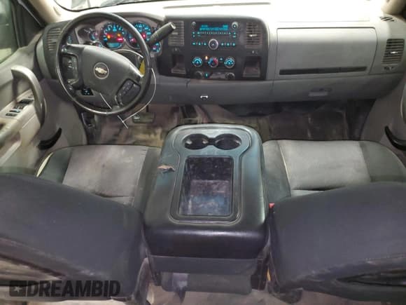 ✅ 2012 Chevrolet Silverado 2500HD Work Truck • VIN: 1GC2KVCG3CZ204039 • Lot: 85557425. Wystawiony na Copart z przebiegiem 225 059 mil. Bezpłatny archiwum sprzedaży aukcyjnych z USA i szczegółowy raport historii pojazdu na DreamBid. Zdjęcie 8.