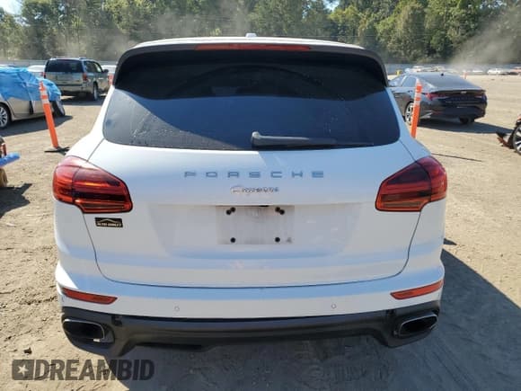 ✅ 2016 Porsche Cayenne • VIN: WP1AA2A27GLA04065 • Lot: 87067175. Wystawiony na Copart z przebiegiem 192 003 mil. Bezpłatny archiwum sprzedaży aukcyjnych z USA i szczegółowy raport historii pojazdu na DreamBid. Zdjęcie 6.