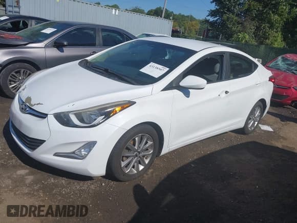 ✅ 2016 Hyundai Elantra SE • VIN: 5NPDH4AE2GH661571 • Lot: 43138507. Listed on IAAI with 117,561 mi. Free auction sales archive from the USA and detailed vehicle history report at DreamBid. Image 14.
