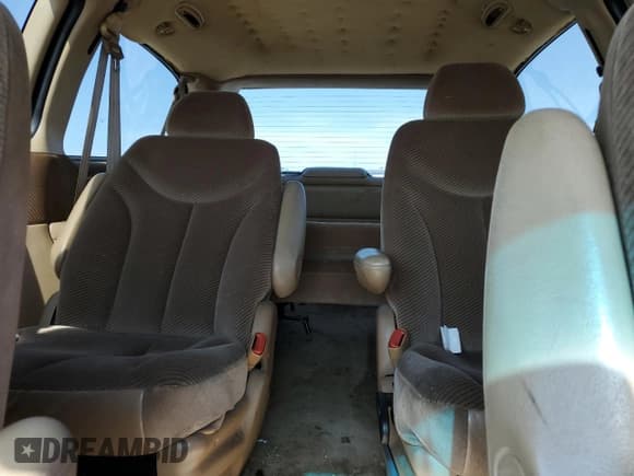 ✅ 1997 Dodge Caravan LE • VIN: 1B4GP54L1VB268933 • Lot: 63319024. Listed on Copart with 323,903 mi. Free auction sales archive from the USA and detailed vehicle history report at DreamBid. Image 10.