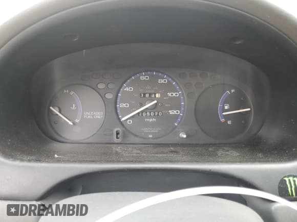 ✅ 1997 Honda Civic DX • VIN: JHMEJ6525VS009951 • Лот: 60757545. Опубликован ранее на Copart с пробегом 205 070 миль. Бесплатный доступ к архиву аукционных продаж из США и подробный отчёт об истории автомобиля на DreamBid. Изображение 9.