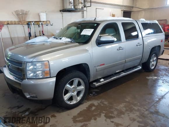 ✅ 2007 Chevrolet Silverado 1500 LTZ • VIN: 2GCEK13Y071651327 • Lot: 41593847. Listed on IAAI with 317,451 mi. Free auction sales archive from the USA and detailed vehicle history report at DreamBid. Image 17.