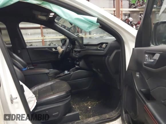 ✅ 2024 Ford Escape ST-Line Select • VIN: 1FMCU9NA7RUA40276 • Lot: 41554464. Listed on IAAI with 12,808 mi. Free auction sales archive from the USA and detailed vehicle history report at DreamBid. Image 5.