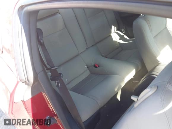 ✅ 2014 Ford Mustang V6 • VIN: 1ZVBP8AMXE5295829 • Lot: 43488494. Listed on IAAI with 145,624 mi. Free auction sales archive from the USA and detailed vehicle history report at DreamBid. Image 8.