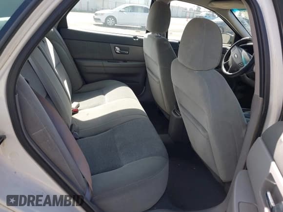 ✅ 2000 Ford Taurus SES • VIN: 1FAFP55S7YA167819 • Lot: 43181947. Listed on IAAI with 192,051 mi. Free auction sales archive from the USA and detailed vehicle history report at DreamBid. Image 8.