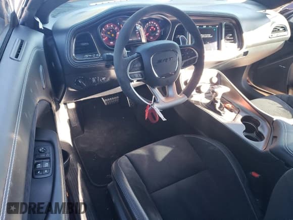 ✅ 2022 Dodge Challenger SRT Hellcat Redeye Widebody • VIN: 2C3CDZL97NH102788 • Lot: 44738075. Wystawiony na Copart z przebiegiem 2 889 mil. Bezpłatny archiwum sprzedaży aukcyjnych z USA i szczegółowy raport historii pojazdu na DreamBid. Zdjęcie 8.