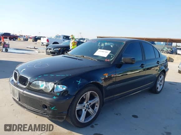 2002 BMW 3 Series 325xi с VIN WBAEU33492PH85476, выставлен на аукционе IAAI как лот 43180785 с пробегом 159 095 миль миль и . История ставок и продаж доступна на DreamBid. Изображение 2.