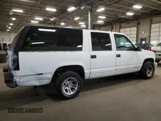 ✅ 1998 Chevrolet Suburban • VIN: 1GNEC16R3WJ314003 • Lot: 78271654. Wystawiony na Copart z przebiegiem 283 661 mil. Bezpłatny archiwum sprzedaży aukcyjnych z USA i szczegółowy raport historii pojazdu na DreamBid. Zdjęcie 3.