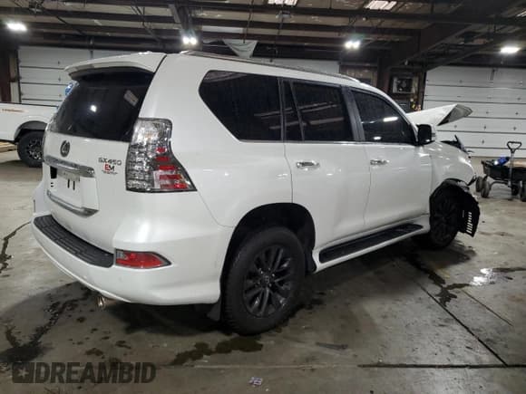 ✅ 2022 Lexus GX 460 Premium • VIN: JTJAM7BX0N5322656 • Lot: 81763545. Wystawiony na Copart z przebiegiem 26 863 mil. Bezpłatny archiwum sprzedaży aukcyjnych z USA i szczegółowy raport historii pojazdu na DreamBid. Zdjęcie 3.