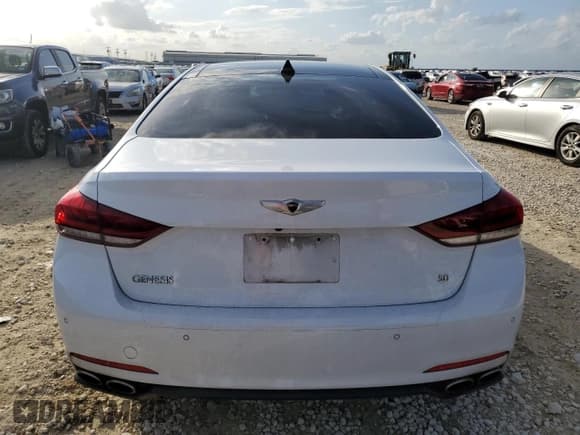 ✅ 2015 Hyundai Genesis 5.0L • VIN: KMHGN4JF9FU037331 • Lot: 84558944. Wystawiony na Copart z przebiegiem 69 384 mil. Bezpłatny archiwum sprzedaży aukcyjnych z USA i szczegółowy raport historii pojazdu na DreamBid. Zdjęcie 6.