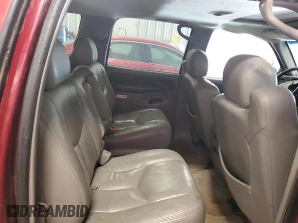 ✅ 2003 Chevrolet Suburban LT • VIN: 1GNFK16Z63J120326 • Lot: 48627895. Listed on Copart with 381,733 mi. Free auction sales archive from the USA and detailed vehicle history report at DreamBid. Image 11.