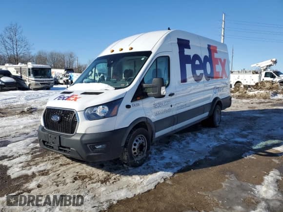 ✅ 2021 Ford Transit Cargo • VIN: 1FTBF4U88MKA91558 • Лот: 41597595. Опубликован ранее на Copart с пробегом 83 661 миль. Бесплатный доступ к архиву аукционных продаж из США и подробный отчёт об истории автомобиля на DreamBid. Изображение 2.