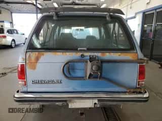 1989 Chevrolet Blazer z VIN 1GNCT18Z8K0155600, wystawiony jako Copart lot #80866825 z przebiegiem 125 105 mil mil oraz Czysty tytuł • Clean title. Historia ofert i sprzedaży dostępna na DreamBid. Obrazek 6.