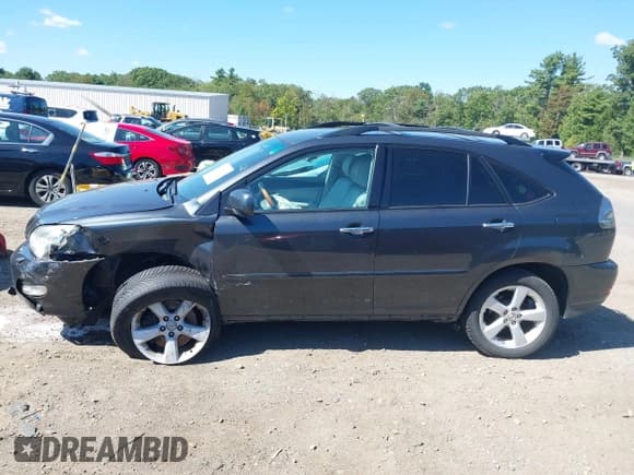 ✅ 2008 Lexus RX 350 • VIN: 2T2HK31U18C071009 • Lot: 43095691. Listed on IAAI with 159,854 mi. Free auction sales archive from the USA and detailed vehicle history report at DreamBid. Image 15.
