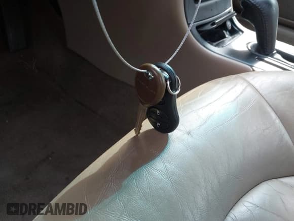 ✅ 2004 Chrysler 300M M • VIN: 2C3HE66G74H686152 • Lot: 42594339. Listed on IAAI with 129,965 mi. Free auction sales archive from the USA and detailed vehicle history report at DreamBid. Image 11.