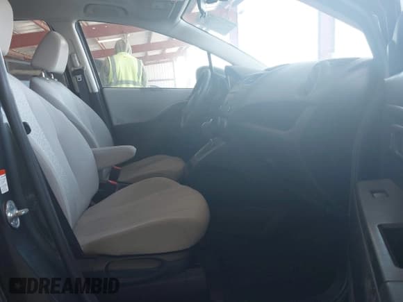 ✅ 2012 Mazda 5 Touring • VIN: JM1CW2CLXC0111947 • Lot: 42690065. Listed on IAAI with 116,308 mi. Free auction sales archive from the USA and detailed vehicle history report at DreamBid. Image 5.