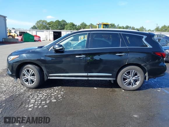 ✅ 2019 Infiniti QX60 Luxe • VIN: 5N1DL0MM6KC511814 • Lot: 43265555. Wystawiony na IAAI z przebiegiem 84 999 mil. Bezpłatny archiwum sprzedaży aukcyjnych z USA i szczegółowy raport historii pojazdu na DreamBid. Zdjęcie 14.