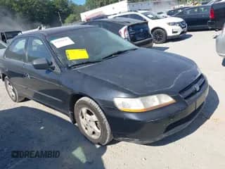 1999 Honda Accord EX с VIN JHMCG5655XC024407, выставлен на аукционе IAAI как лот 42846646 с пробегом 299 091 миль миль и . История ставок и продаж доступна на DreamBid. Изображение 1.
